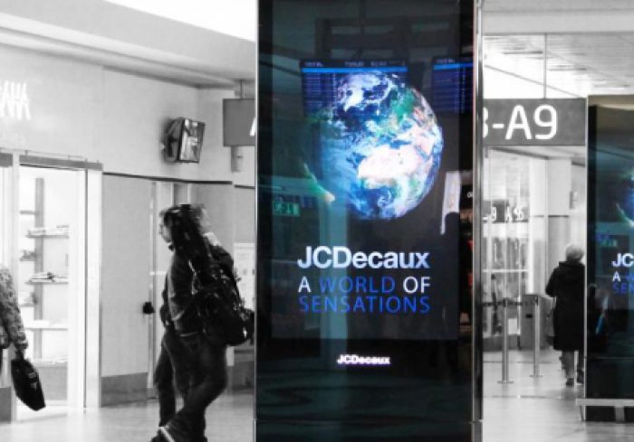 JCDecaux – efektivní čištění skleněných ploch