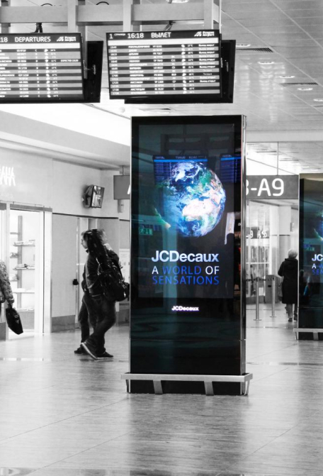 JCDecaux – efektivní čištění skleněných ploch